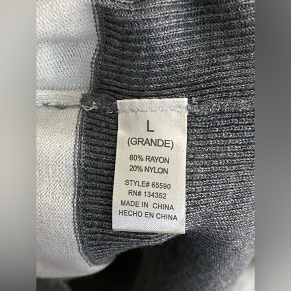 NWT F21 Heather Grey/Ivory Sweater MUST BUNDLE - Picture 7 of 7